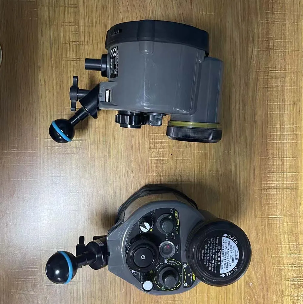 INON Z-240 Z240 수중 스트로브 (중고) 2 * z-240