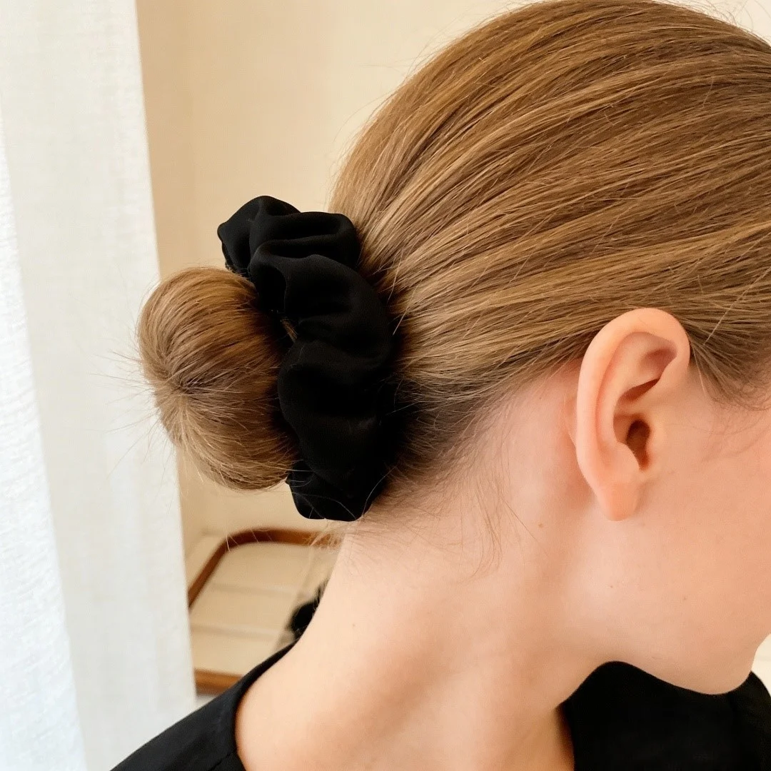 1/6/16/32/100 Stück Bulk-Satin-Haargummis, geeignet für Damen, elegant, schwarz, 10 cm, Kopfbedeckung, Haargummis, Zubehör, lässig, niedlich – Detail 6
