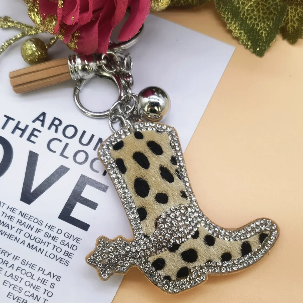 LLavero de tacón alto con diamantes de imitación y estampado de leopardo, colgante de llavero de señora de aleación para coche, regalo de joyería pequeña