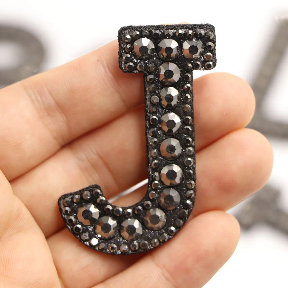 1PC A-Z Aufbügeln Schwarz Strass Englisch Buchstaben Patches Hochzeit Kleidung Handwerk DIY Party Handwerk NähenPersonalisierte Buchstaben Patches – Detail 12