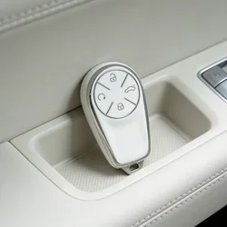 Luxury Leather Car Key Protector Cover Deluxe Edition (Cream)