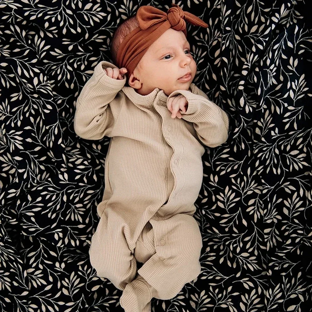 Baby Boy Girl Solid Footed Long-sleeve Jumpsuit One Pieces Baby Clothes Basic Style Spring and Autumn