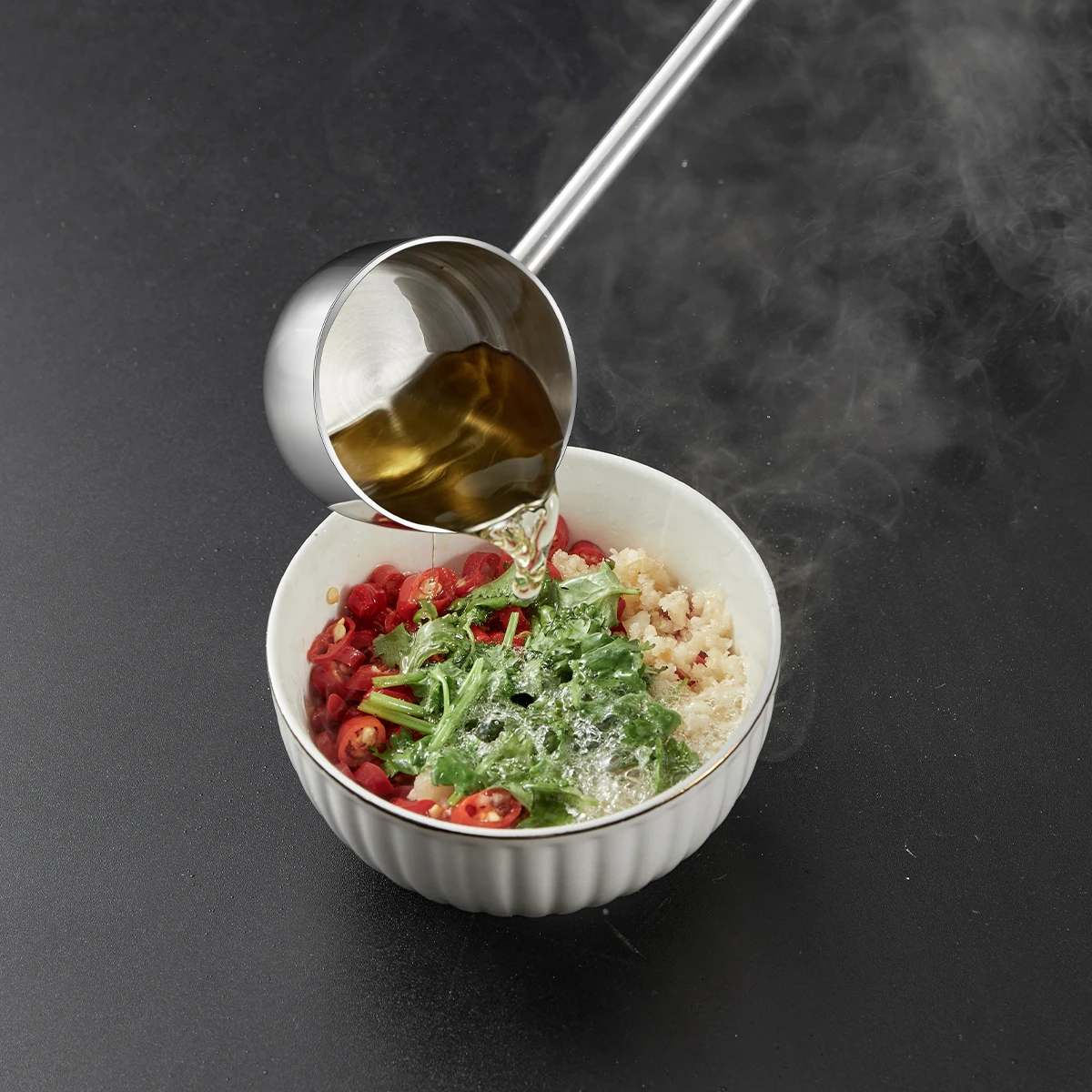 Multifunctional Oil Pouring Spoon Stainless Steel Long Handle Sauce Seasoning Spoon Kitchen Anti Scalding Hot Oil stainless steel spoon