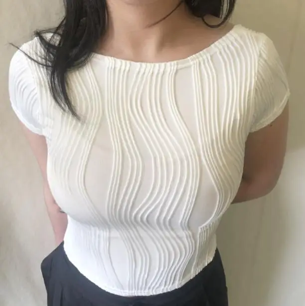 

Women's White Short Sleeve Open Back Textured T-Shirts Cropped Tops Summer Casual Clothes