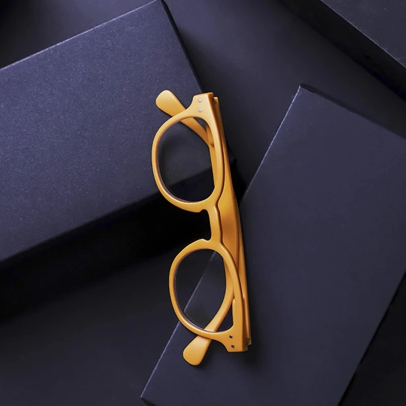 May Flower Fashion Reading Glasses with Spring Hinges - Round Shape
