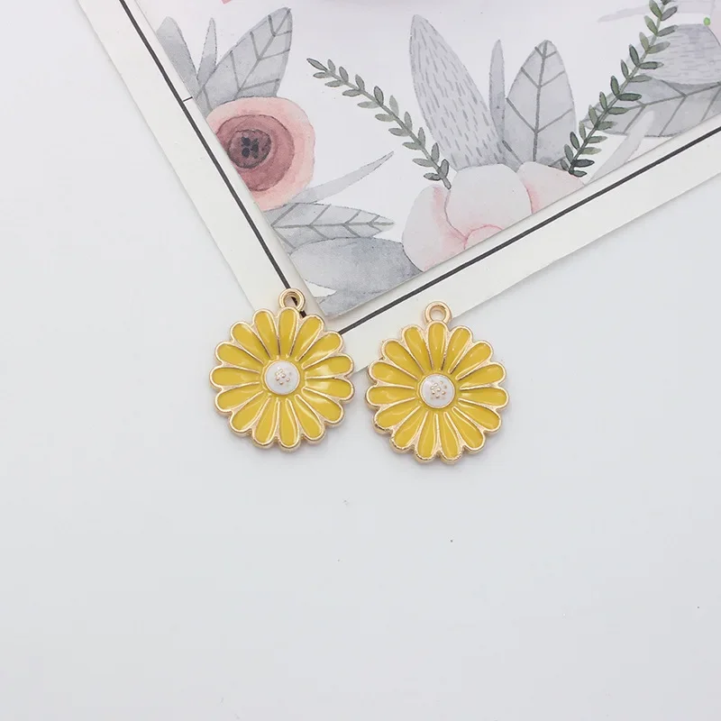 20 Bulk Little Daisy Flower Charms Daisy Charms With White And Yellow  Enamel For Jewelry Making Kawaii Spring Daisy Charms Fs73 - Charms -  AliExpress