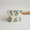 White Embroidery Daisy Women's Makeup Bag Portable Coin Purse Key Case Cosmetics Lipstick Storage Bag Commuter Liner Bag Ins 2