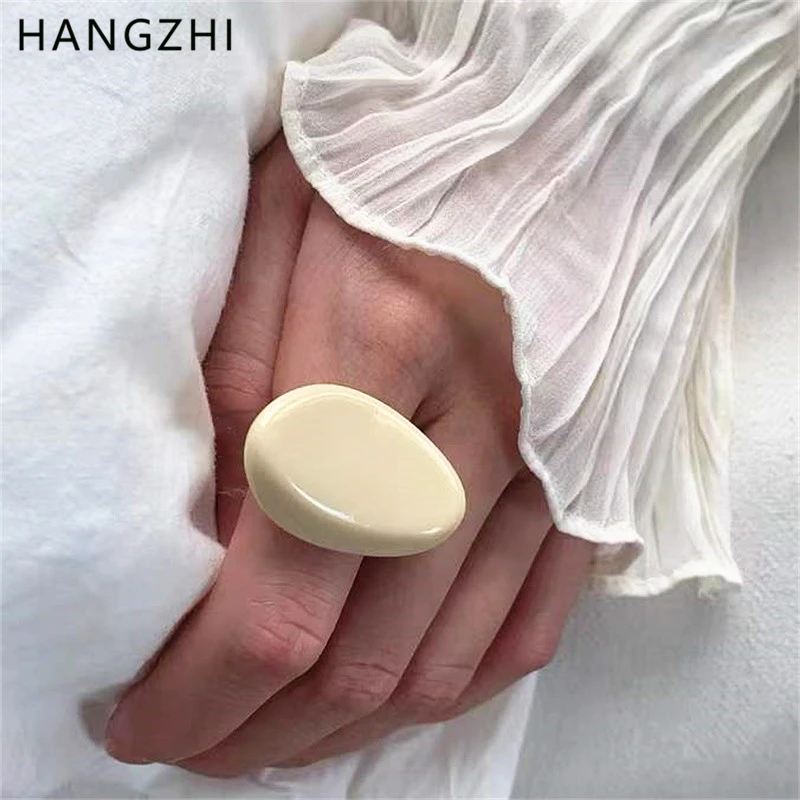 HANGZHI Chunky Acrylic Resin Rings 1