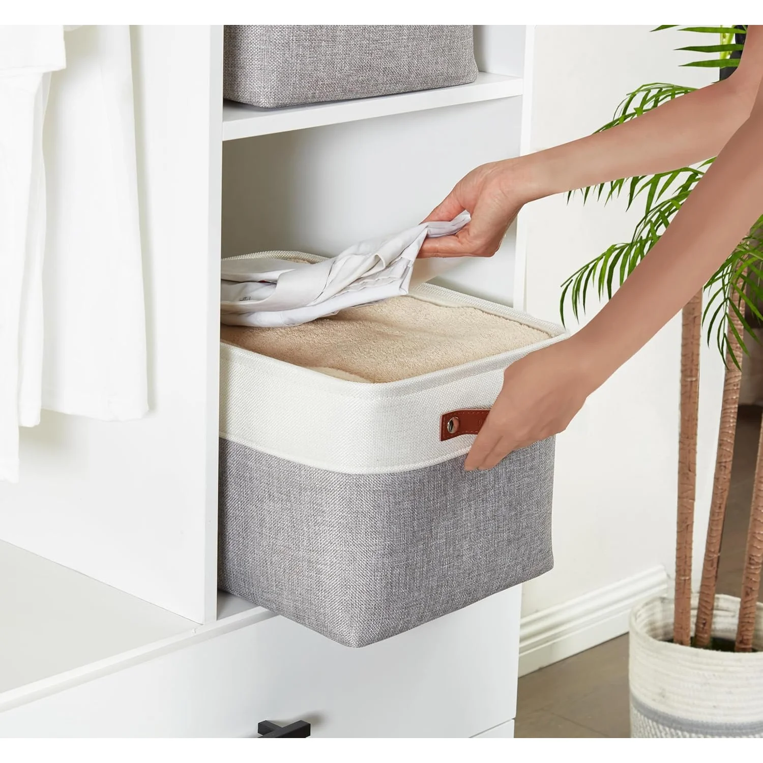 Three Large Linen Storage Baskets with Handles, Which Are Durable and Easy-to-clean Fabric Storage Baskets. 4