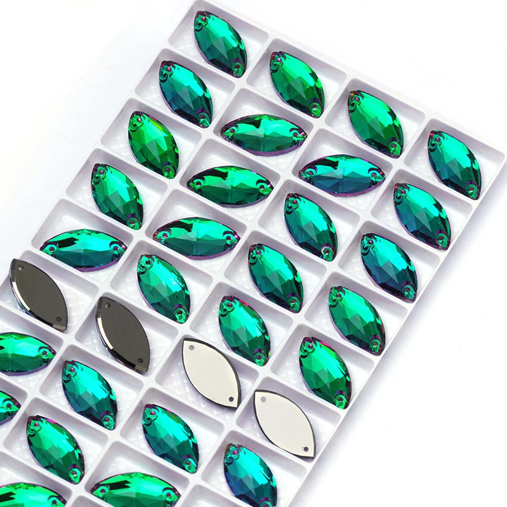 Smaragd-Vitrail-K9-Glas-Strasssteine zum Aufnähen, flache Rückseite, grün genähte Strasssteine, Kristall für Kleidungsstücke, Hochzeiten – Detail 5