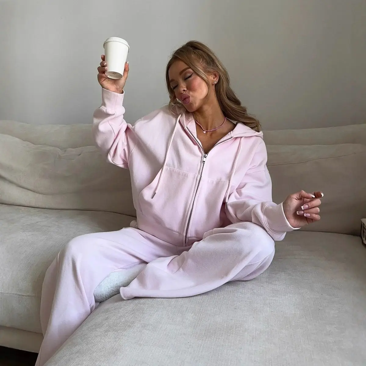 2025 Women's Zipper Sports Set and Long Pants Casual Two-Piece Set Women's Casual Hooded Sports Set Womens Outifits 3