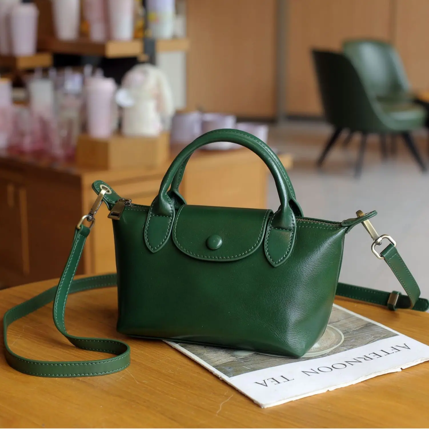 

New Women Single Shoulder Crossbody Bag Head Layer Cowhide Shell Motorcycle Bag