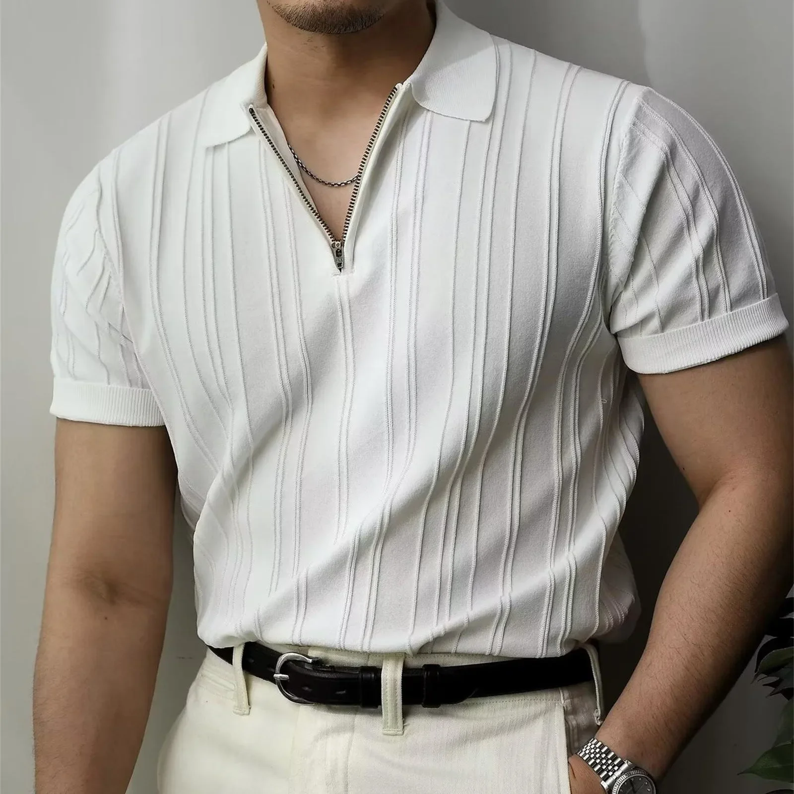 تي شيرت كوري محبوك باكمام قصيرة