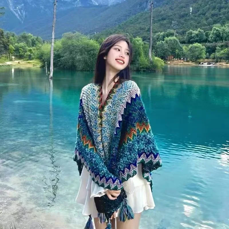 Ethnic cape Xinjiang Tibet cape with warm net red Qinghai Yunnan tourism photo scarf female