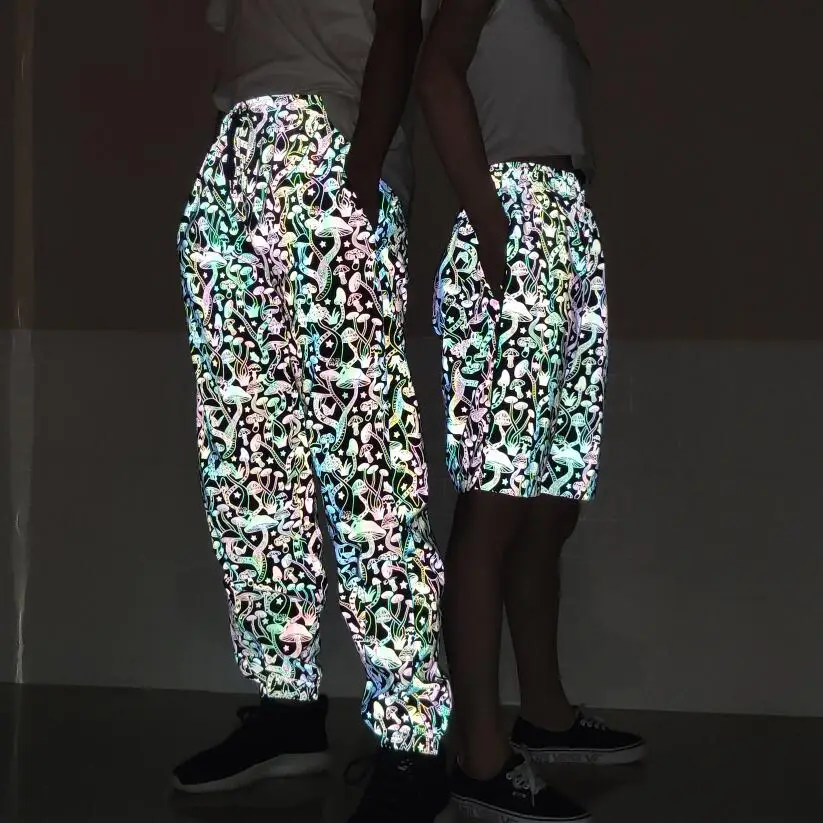 

Autumn cartoon mushroom print color reflective pants men's and women's same men's and women's Beach Shorts Large Hip Hop Pants