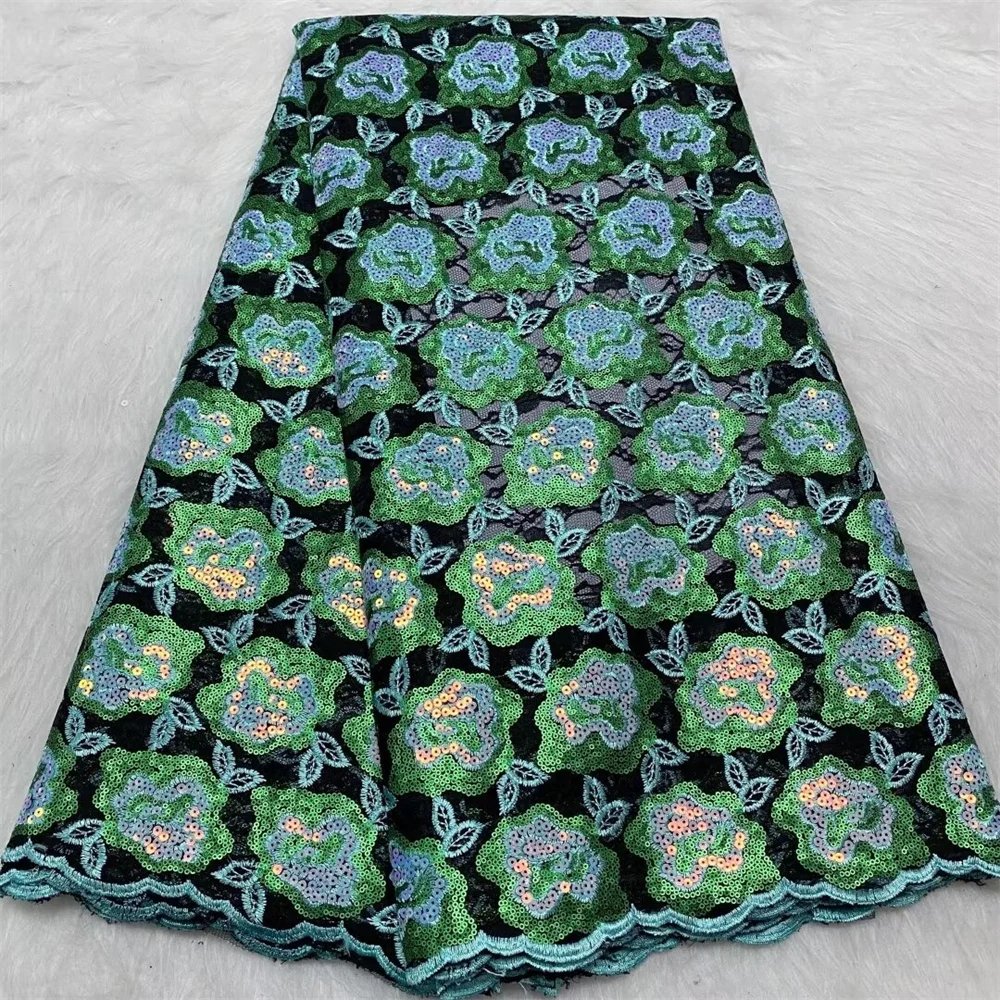 Рисунок 3 - Блестки приблизительно 2024 бриллиантовое