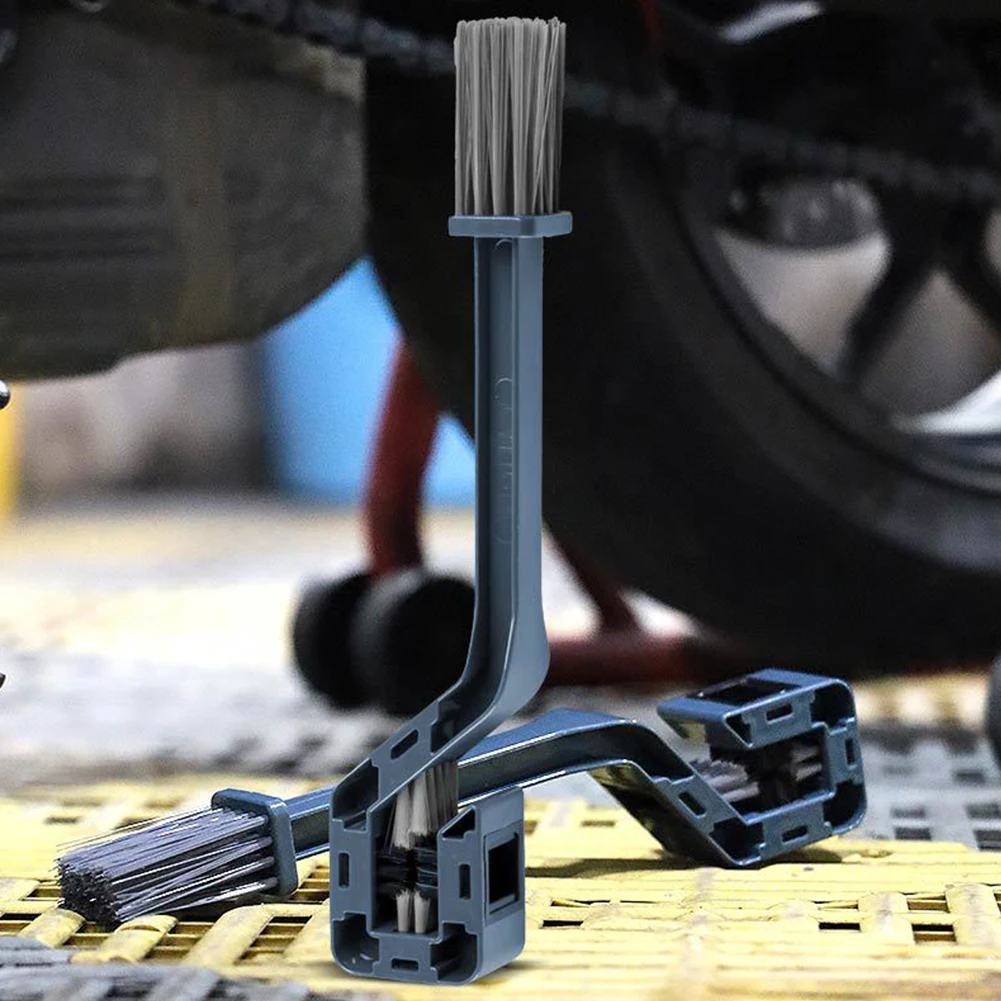 Description Picture 5 of itemBicycle Chain Cleaner Motorcycle Road Bike Chain Brush Wash Bicycle Cleaning Tool Kit Cycling Chain Cleaner Maintenance Tools