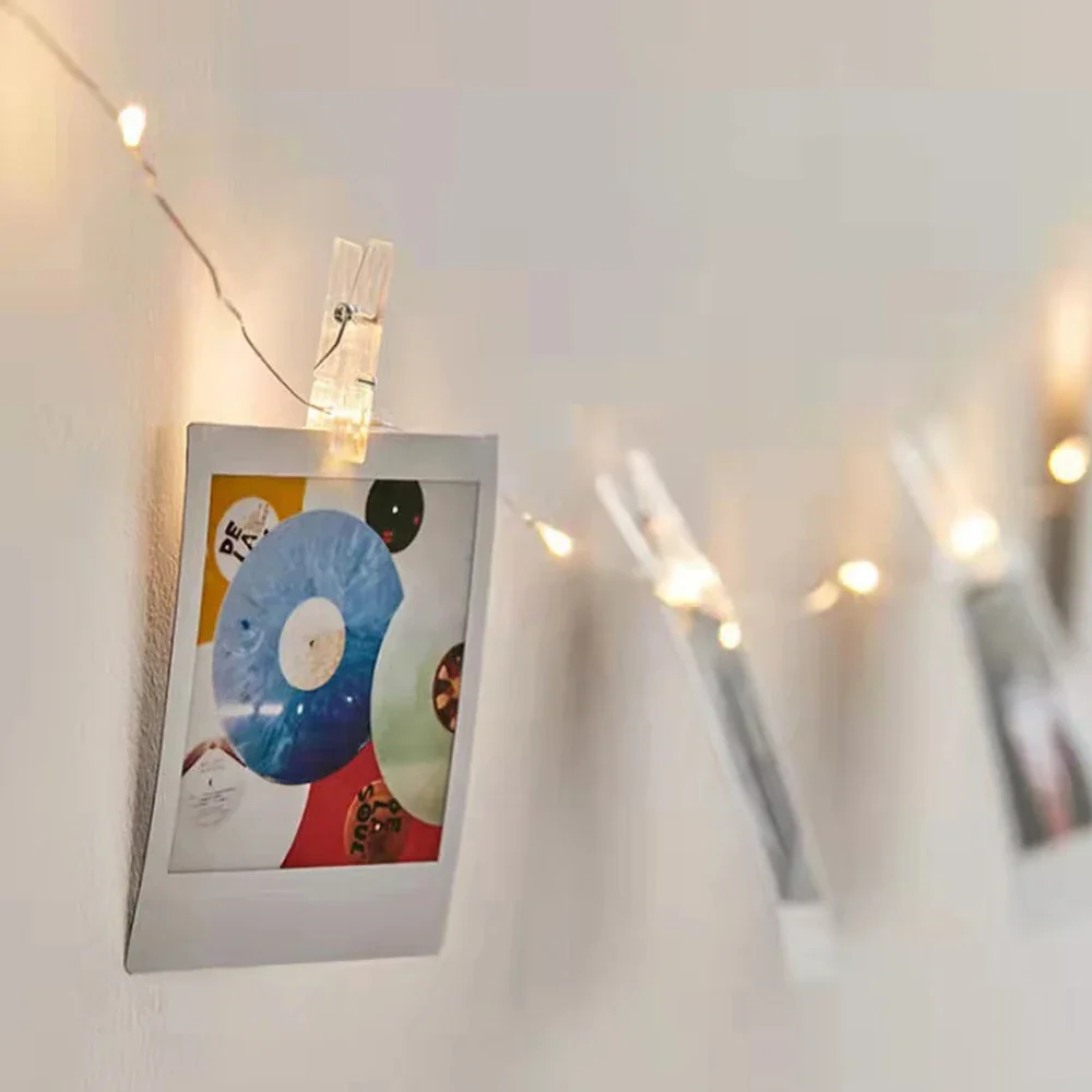 Clear Plastic Spring Clips for Photos and Wall Decorations