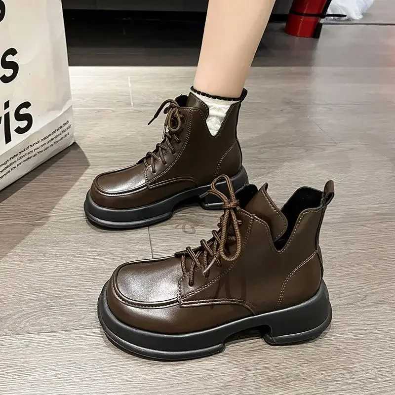 ZZ109 2024 Women's Autumn Anti Slip and Wear-resistant Short Boots Comfortable Thick Sole Fashionable Versatile Boots 4