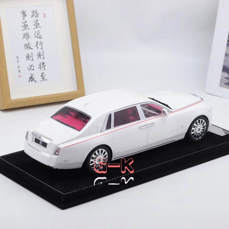 Рисунок 5 - HH-модель 1:18 для машин Rolls-Royce Phantom VIII