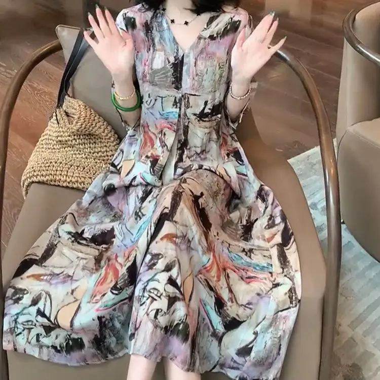 Luxurious and Elegant French-style Printed Dress New Summer