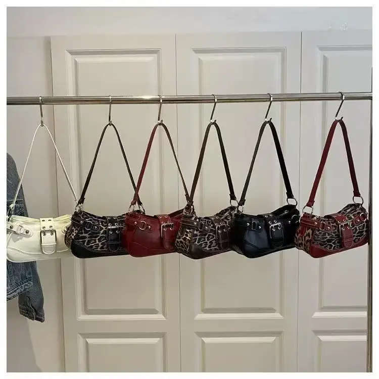 Taschen für Damen 2025, neue trendige und vielseitige Retro-Hot-Girl-Achseltasche, Nischentextur, Halbmondtasche, einzelne Schulter-Crossbody-Tasche – Detail 2