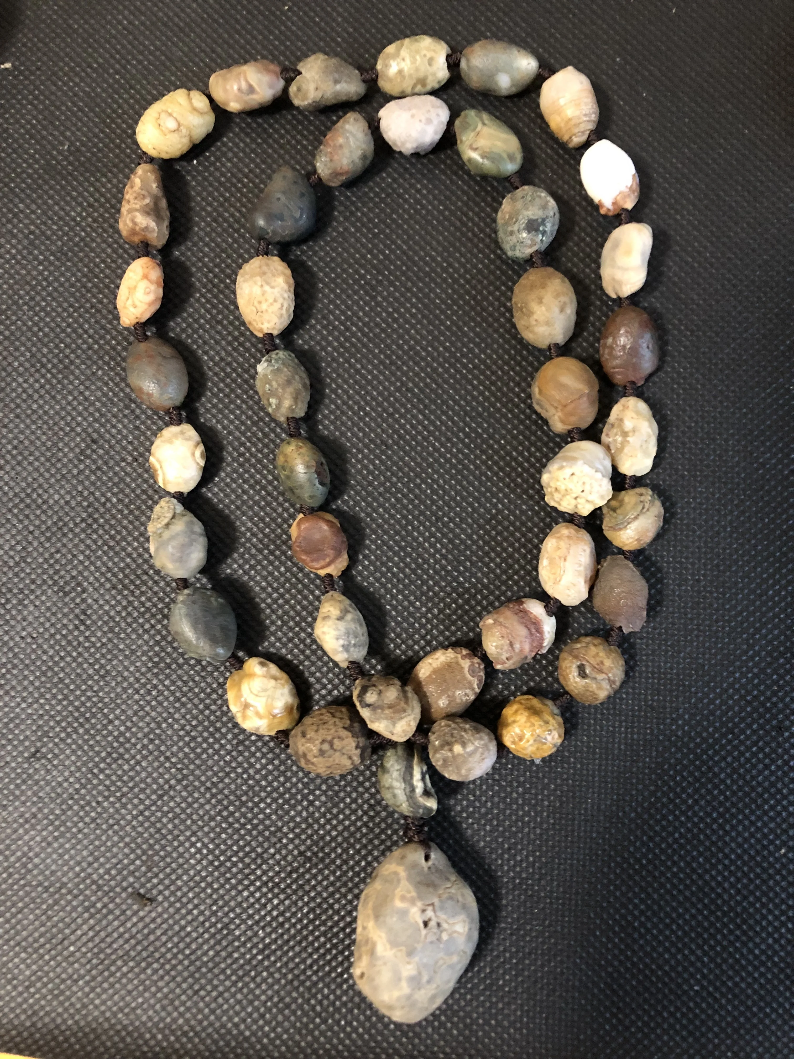 1Pcs Nature Stone Natural Gobi Agate Outside Mongolia Relief Grain Surface Eye Stone Sweater Chain Precious And Rare