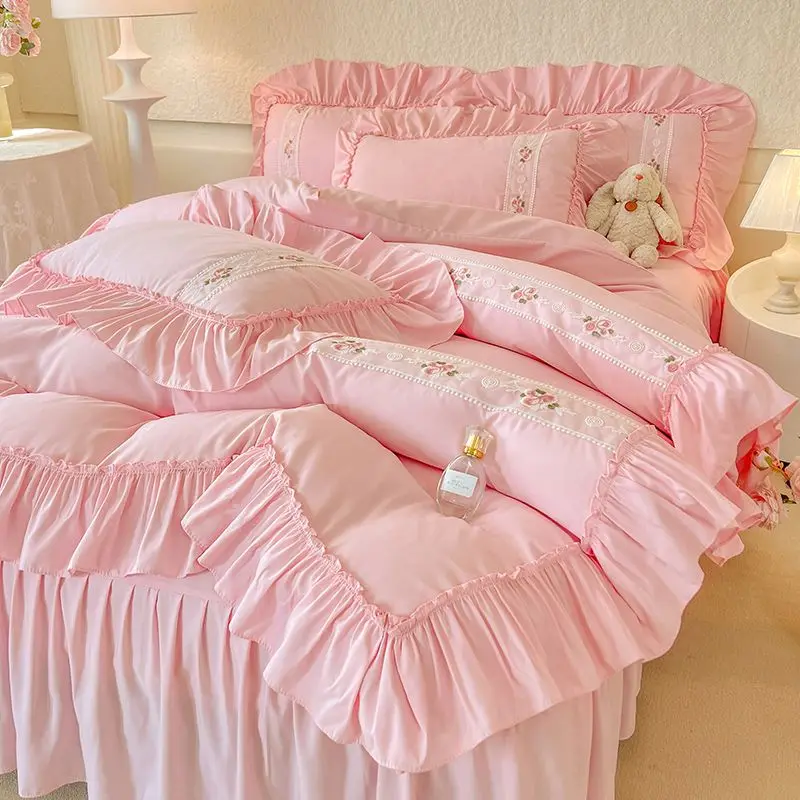 

Princess Style Bedding Set Girls Floral Embroidered Duvet Cover and Skirt Sheet Pillowcase Solid Color Ruffles Lace Bed Linens