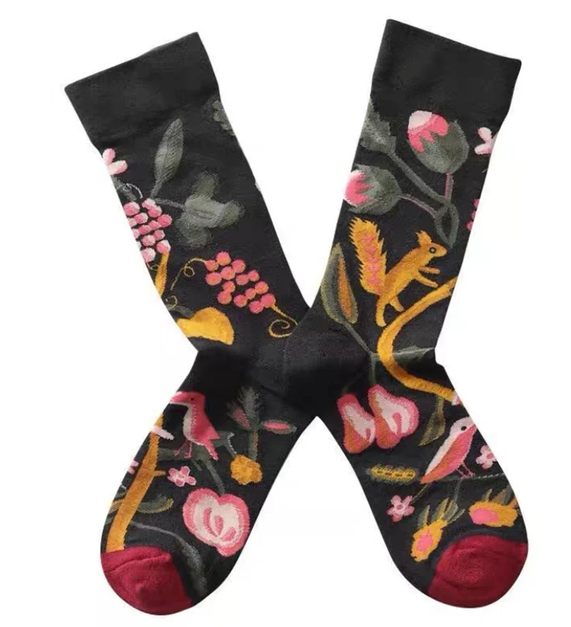 Yoga Literature Art Women's European American Jacquard Street Skateboard Retro Color Breathable Casual Mid-tube Cotton Socks