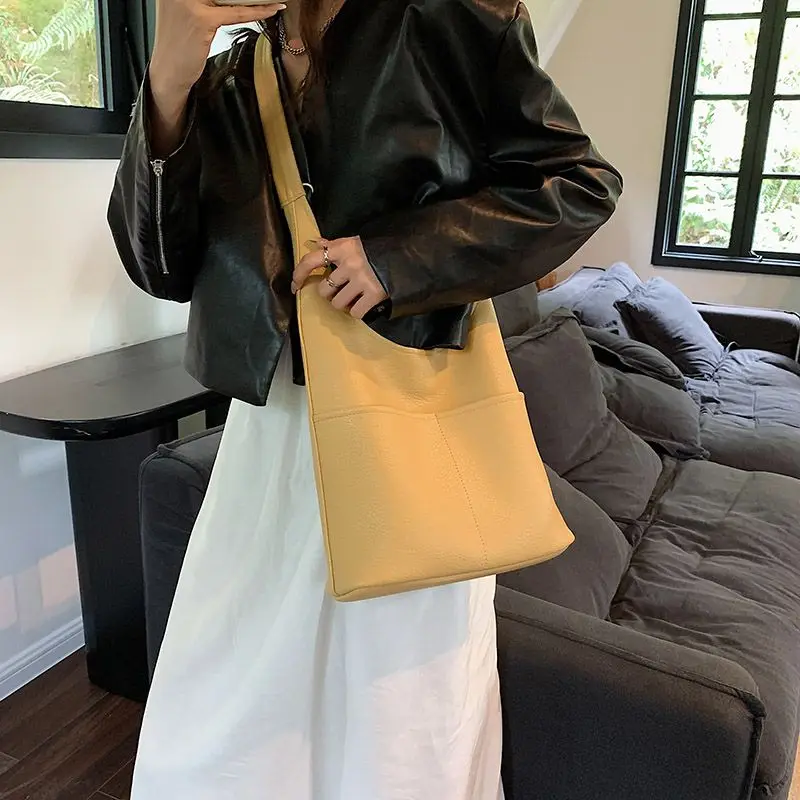 Brand Korean Fashion Bucket Handbag Women Shoulder Bag Large Capacity Pu Luxury Handbag Shopping Bag With Small Bag 2023 New