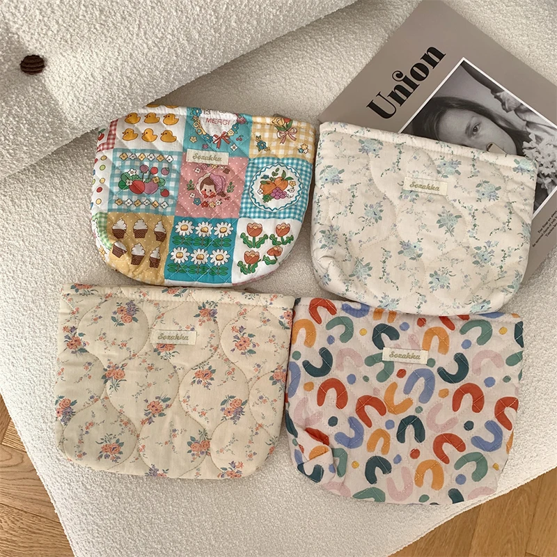 Baby Diapers Storage Bag Portable Travel Baby Washing Supplies Zipper Storage Bag Fashion Flower Large-Capacity Storage Handbag