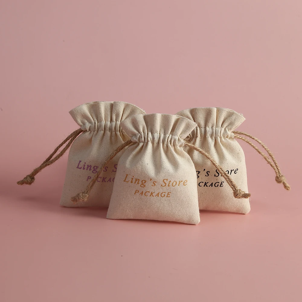 100 Stück personalisierte Logo-Schmuck-Baumwollbeutel mit Kordelzug, Hochzeitsgeschenke, Brautjungfern-Gäste-Geschenkverpackung, Kosmetik-Organizer – Detail 11