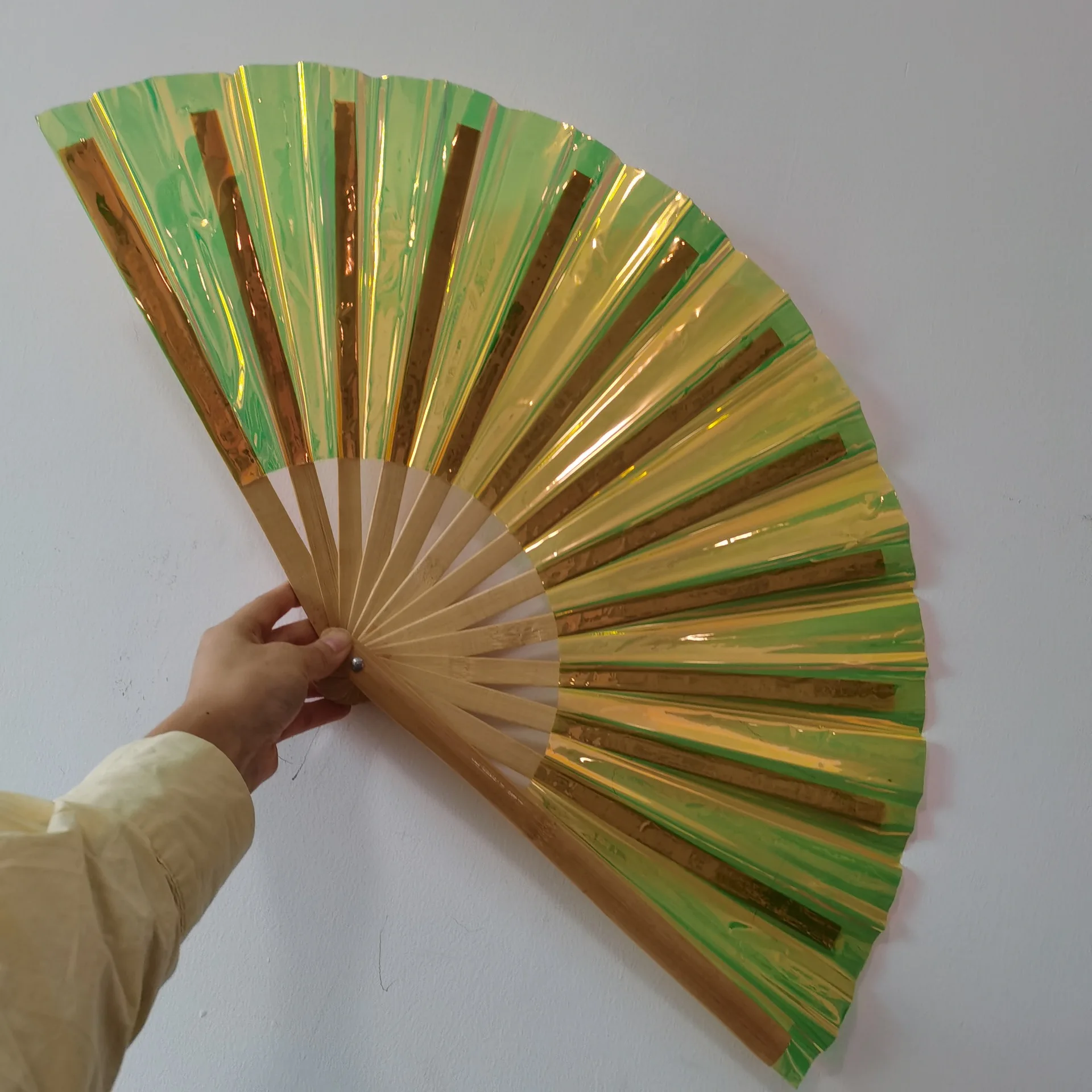 1Pc PVC Tai Chi Fan 33cm Bamboo Fan Laser Kung Fu Folding Craft Gifts Stage Performance Dance Party Photography Props folding fan hand fan kung fu fan