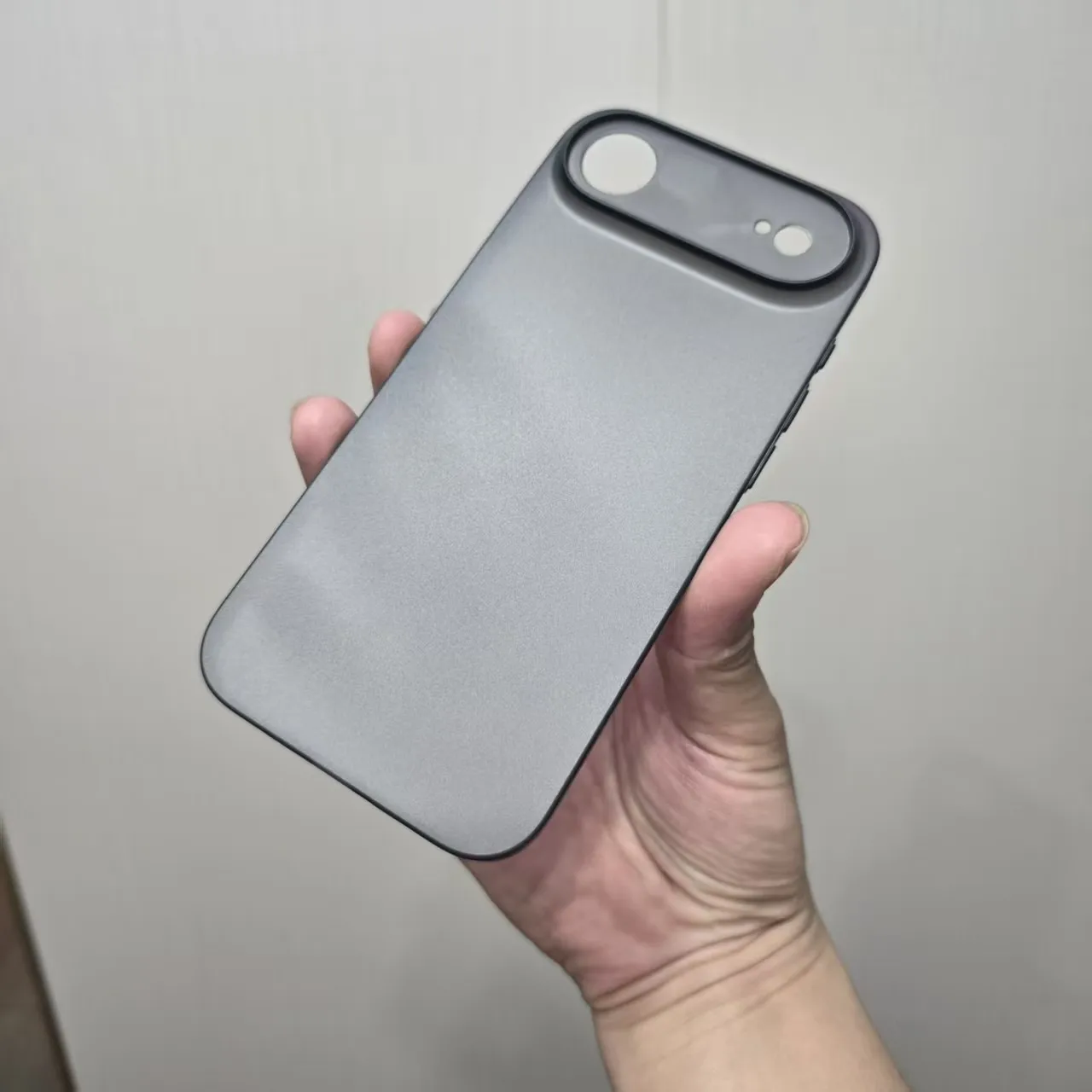 Luxury Ultra Thin Clear Translucent Anti-Drop Slim Protective Cover