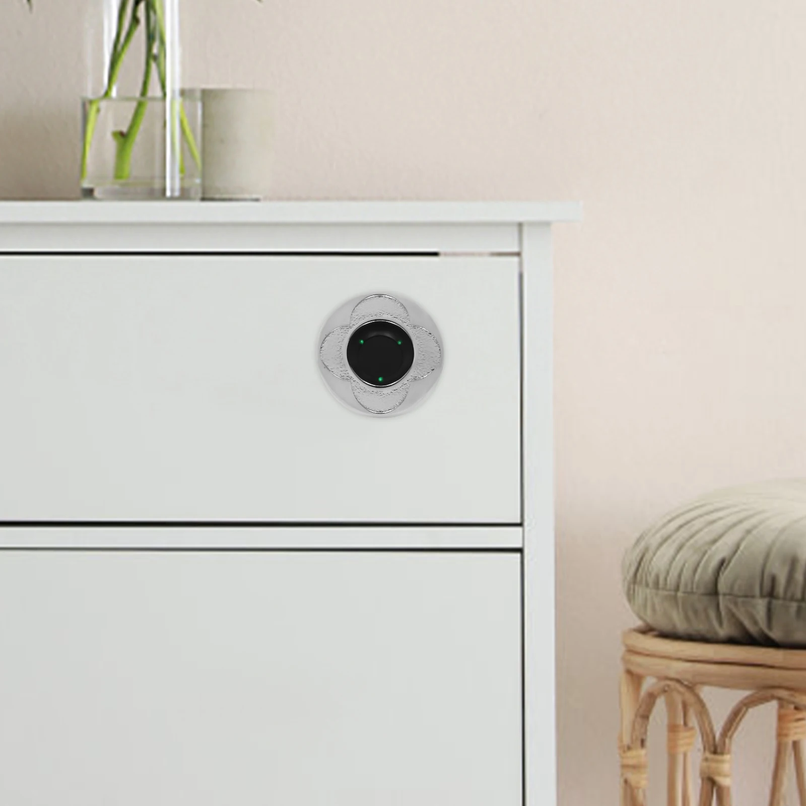 Låskroppens komponenter upplagda