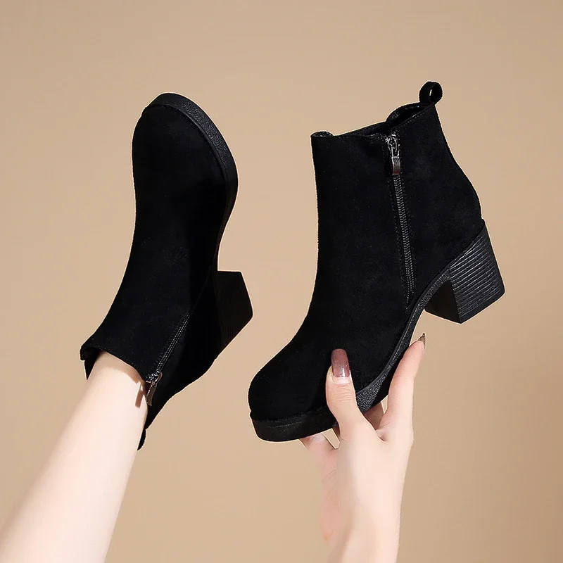 Autumn and Winter 2022 New Round Head Short Boots Women Thick Heel Suede Side Zipper Fashion Medium Heel Women's Boots