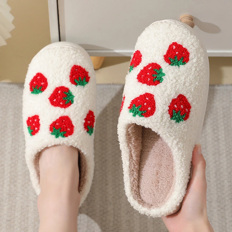 Strawberries Couple Cotton Slippers Home Indoor Cartoon Platform Slides Ladies 2025 Designer Warm Comfortable Winter Shoes Women 2