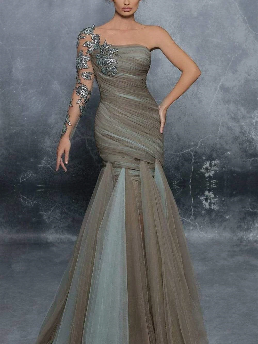 Рисунок 2 - Очаровательные вечерние платья на одно плечо 2024