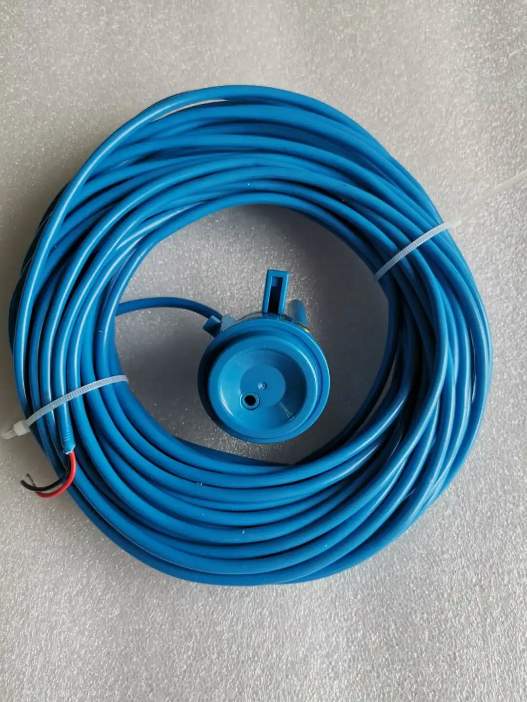 

10Meters Wire Cow Milking Solenoid Valve For Milking System Electronic Digital Milk Meter