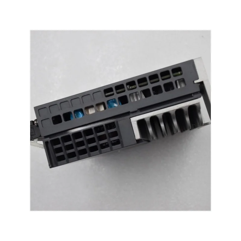 Elektronik 300W Servoantriebsgerät MR-J4-DU15KB-RJ Antriebsservo
