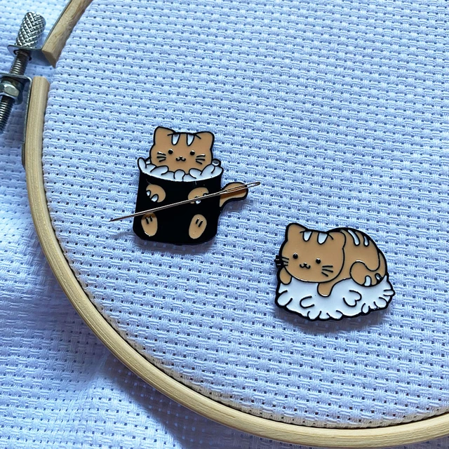 Needle Minder Magnetic for Cross Stitch Embroidery Cartoon Kitten