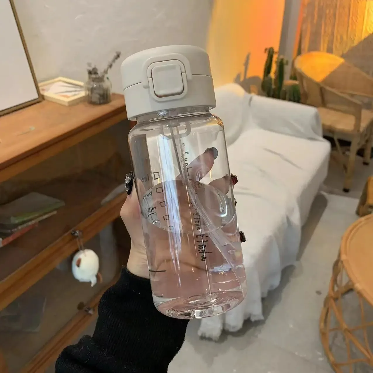 Description Picture 2 of item520ml Cute Plastic Drinking Bottle with Straw Cartoon Water Bottle Portable Leak-proof Drinkware for Drinking Milk Coffee Tea