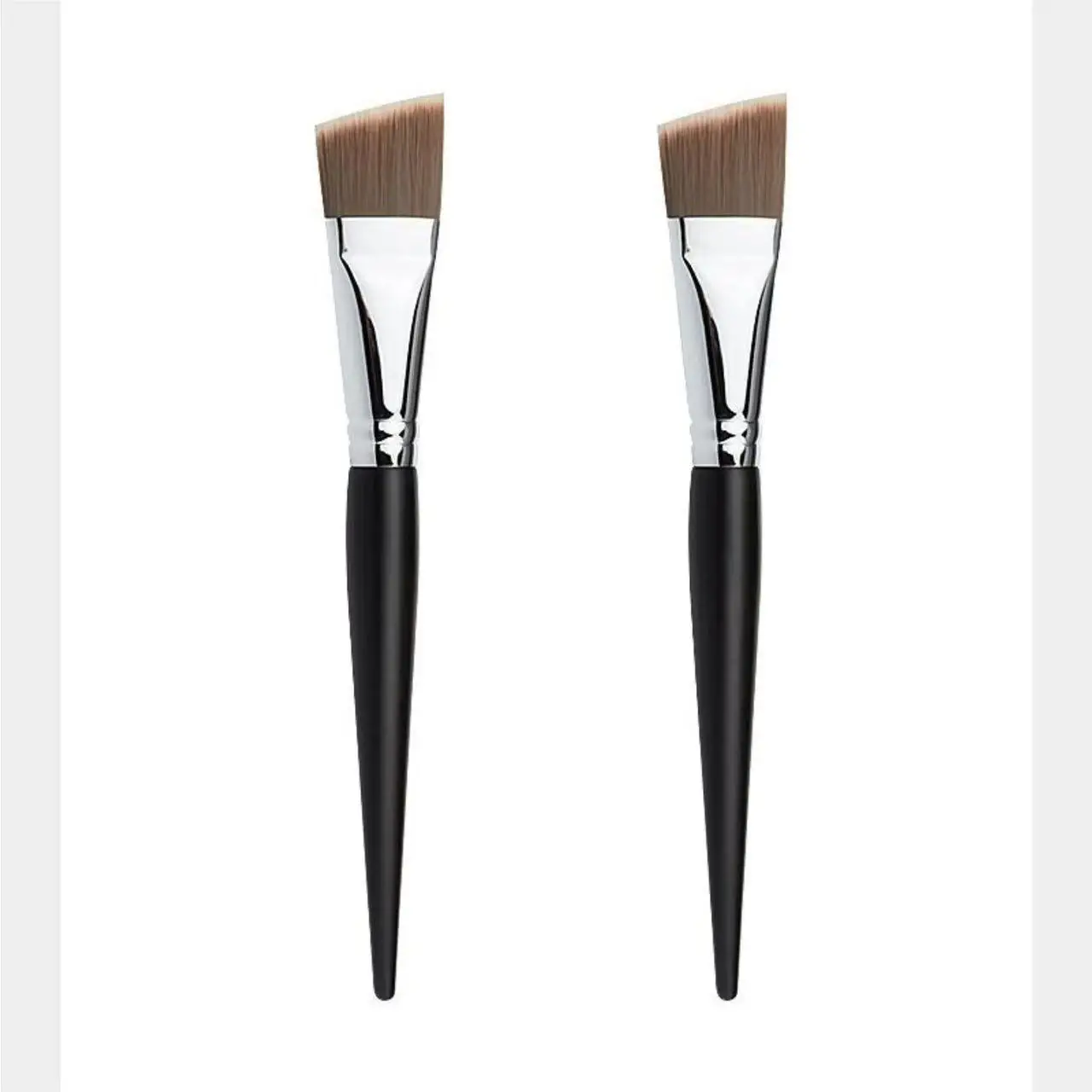 M29 Flat Head Angled Foundation Brush - Image 3