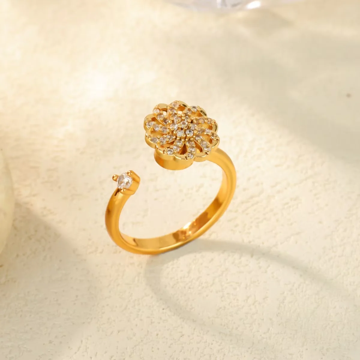 Women's Spinner Ring Luxury Four Clover Flower Rings For Man Gold Color Anti-stress Anxiety Fidget Ring Stainless Steel Jewelry 3
