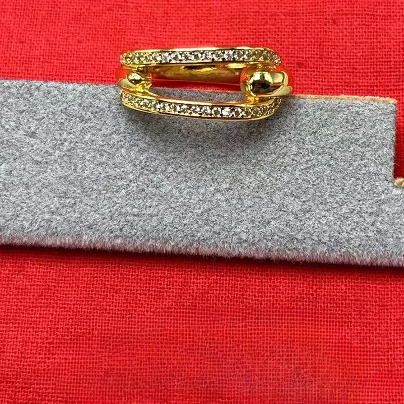 

Новинка 2023, unode 50, европейский и американский стиль, Лидер продаж, креативное высококачественное кольцо с драгоценными камнями, женское романтическое ювелирное изделие, подарочная сумка