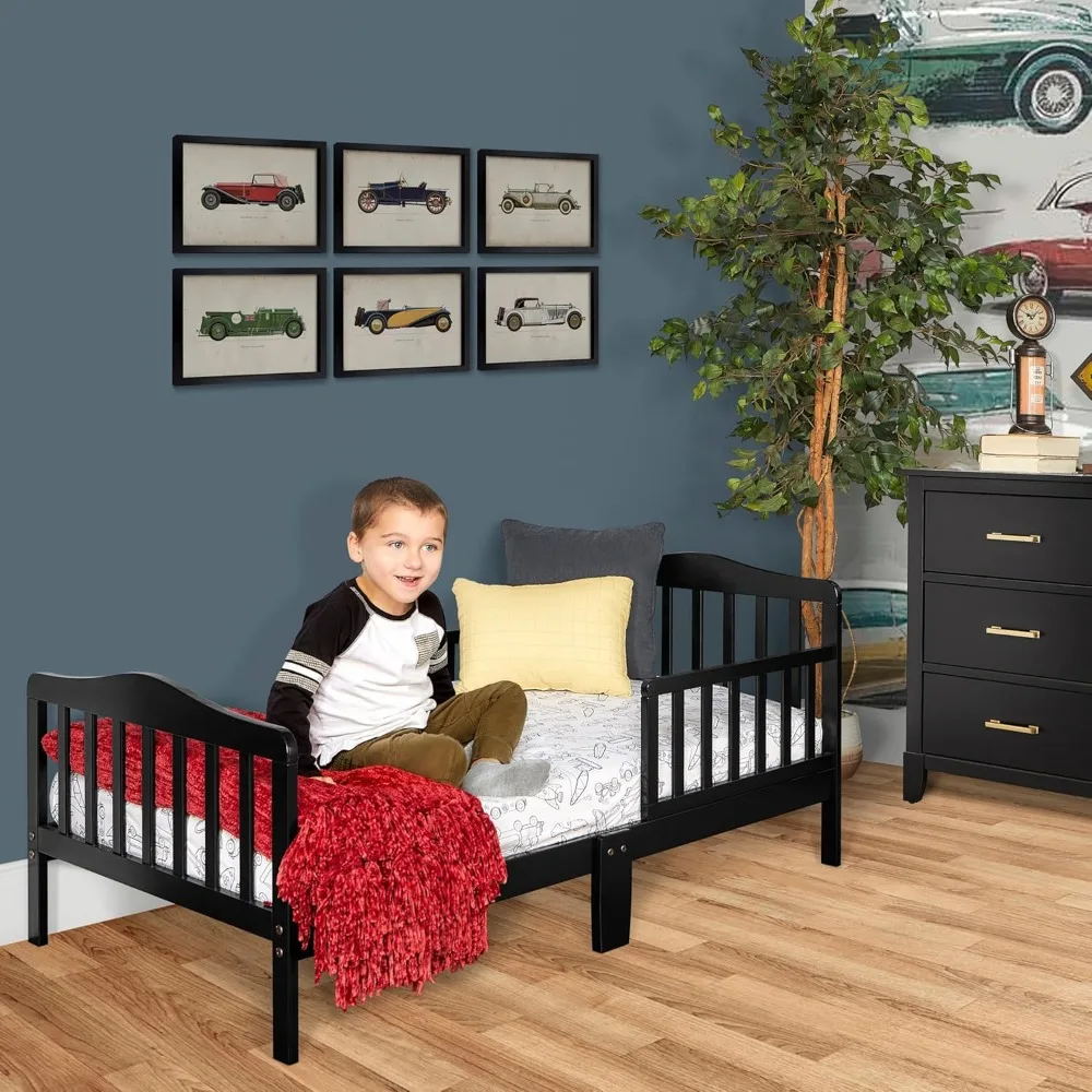 Black Pine Toddler Bed 6