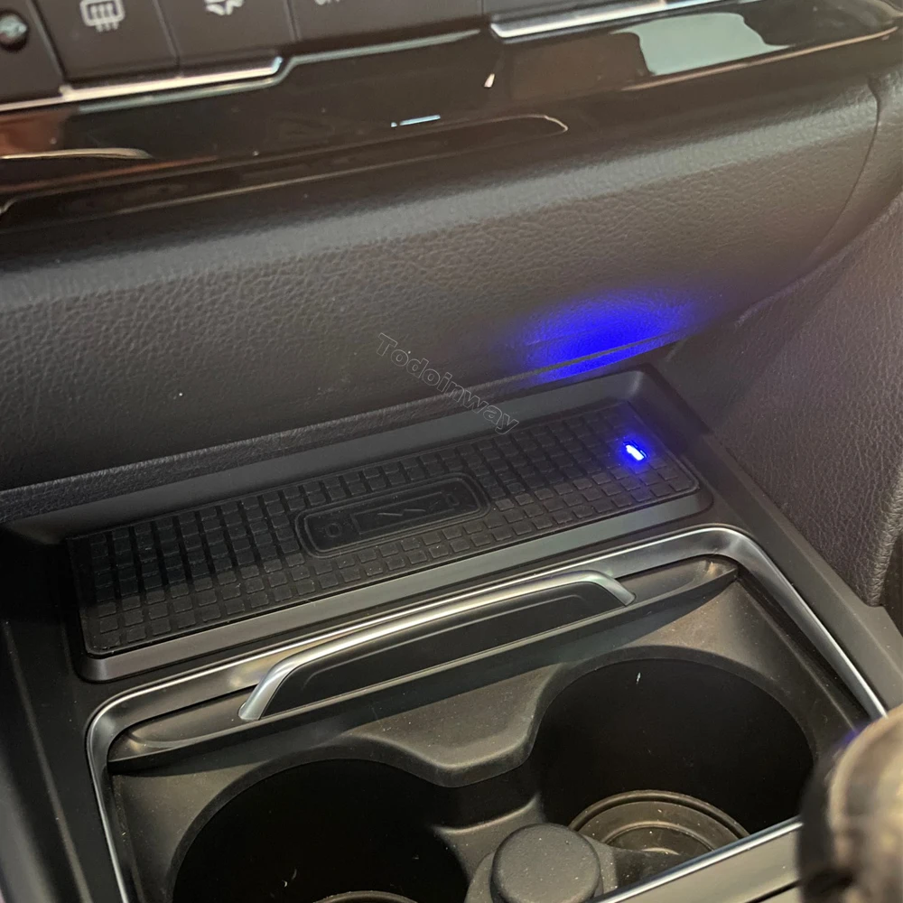 Держатель для телефона Беспроводное зарядное устройство для bmw 3 4 серии f31 f30 f32 f33 f34 f36 f33 f35 m4 f82 зарядная панель аксессуары для быстрой зарядки