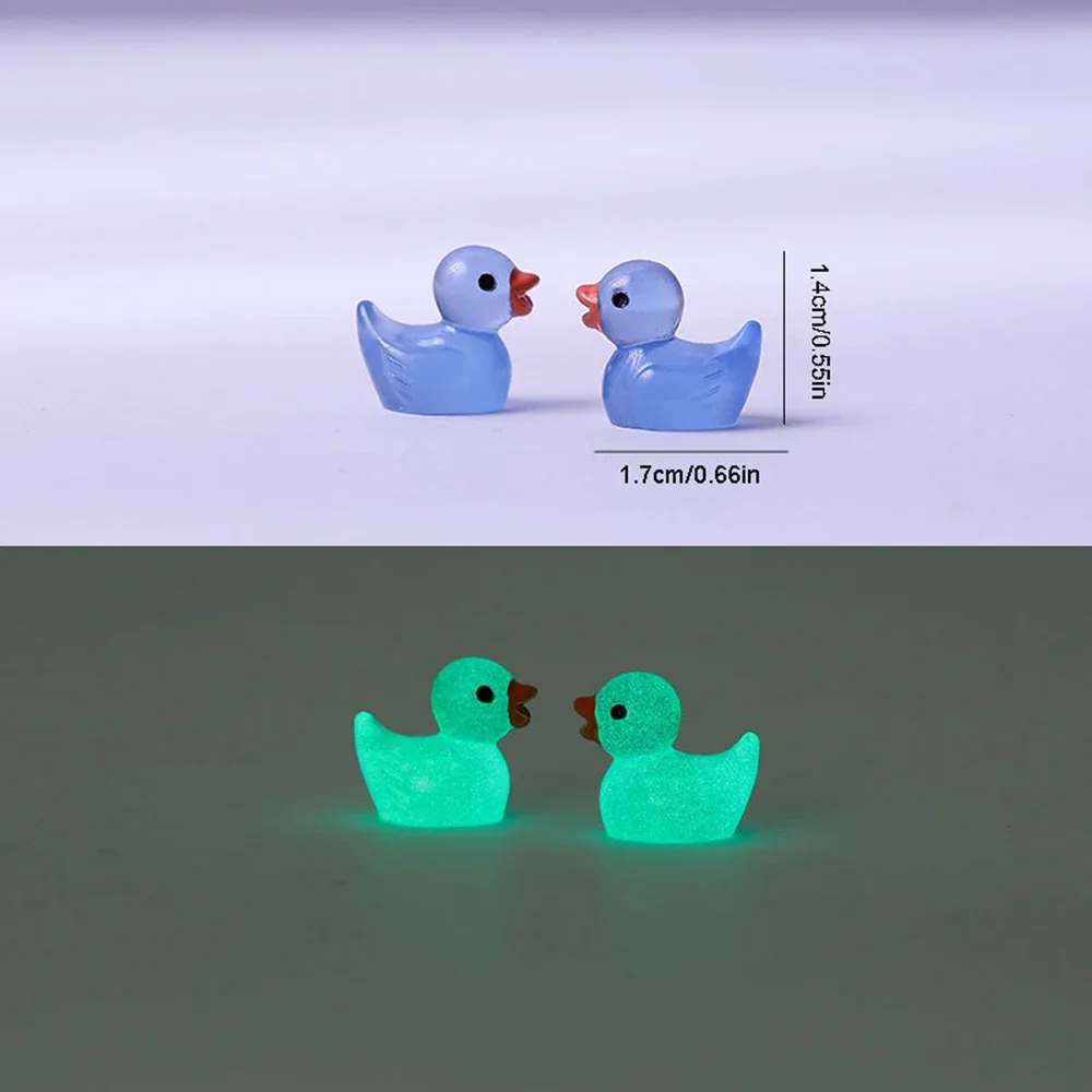 Gukasxi 100 Pcs Yellow Tiny Ducks Mini Resin Ducks Miniature Duck Figures, Figurines Garden