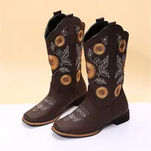 Women Flower Embroidery Shoes Slip-on Riding Boots Lady Square Heel Mid-Calf Boot Female Winter Thin Plush Shoe Zapatos De Mujer