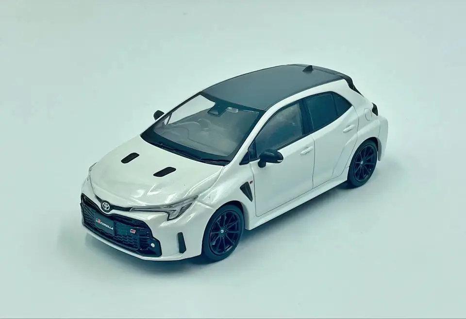 GR COROLLA 1/30スケールミニカー Diecast 1: 30 scale TOYOTA Original Factory Spot GR COROLLA